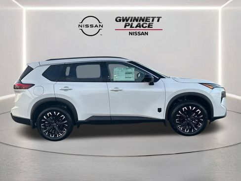 New 2026 Nissan Rogue Dark Armor image 4