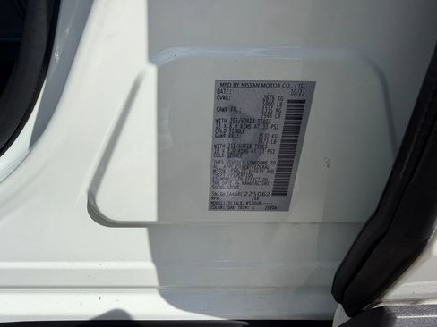 Used 2024 Nissan Pathfinder S FWD image 15