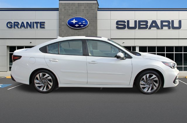 Used 2024 Subaru Legacy Limited AWD/4WD image 12