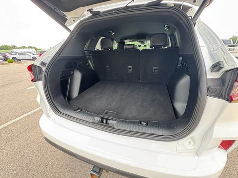 Used 2023 Ford Escape ST-Line Select w/ Class II Trailer Tow Package AWD/4WD image 20