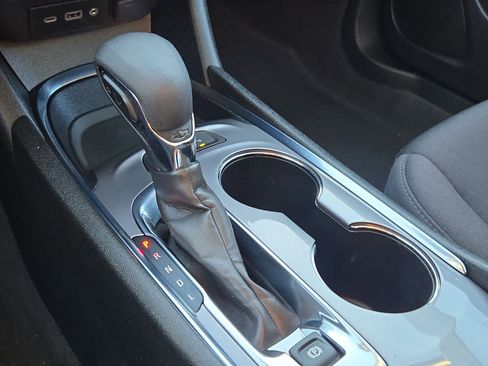 Used 2024 Chevrolet Malibu LT image 26