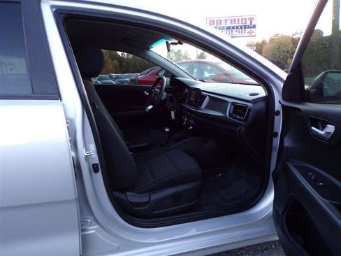 Used 2018 Kia Rio S image 19