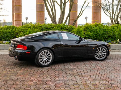 Used 2002 Aston Martin Vanquish image 46