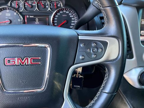 Used 2015 GMC Yukon XL SLE w/ Convenience Package image 24