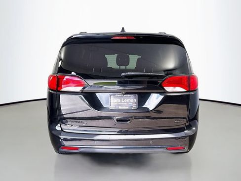 Used 2020 Chrysler Pacifica Touring-L w/ Advanced Safetytec Group AWD/4WD image 6