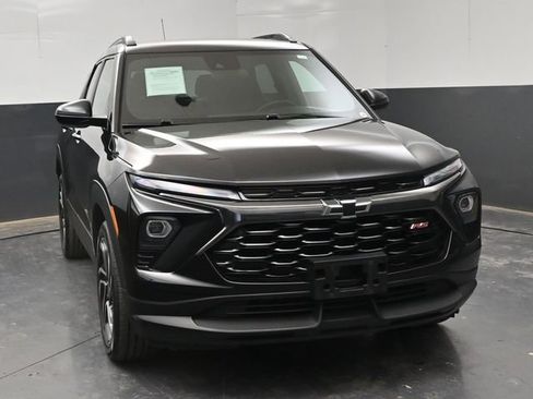 Used 2024 Chevrolet TrailBlazer RS image 2