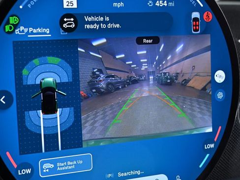 Used 2025 MINI Cooper 2-Door Hardtop image 14