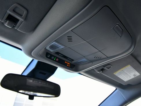 Used 2022 Chevrolet Equinox LT AWD/4WD image 28