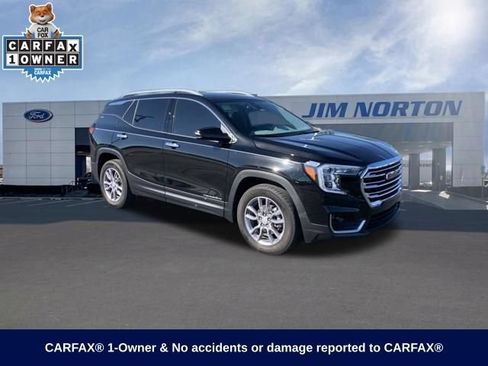 Used 2024 GMC Terrain SLT AWD/4WD image 1