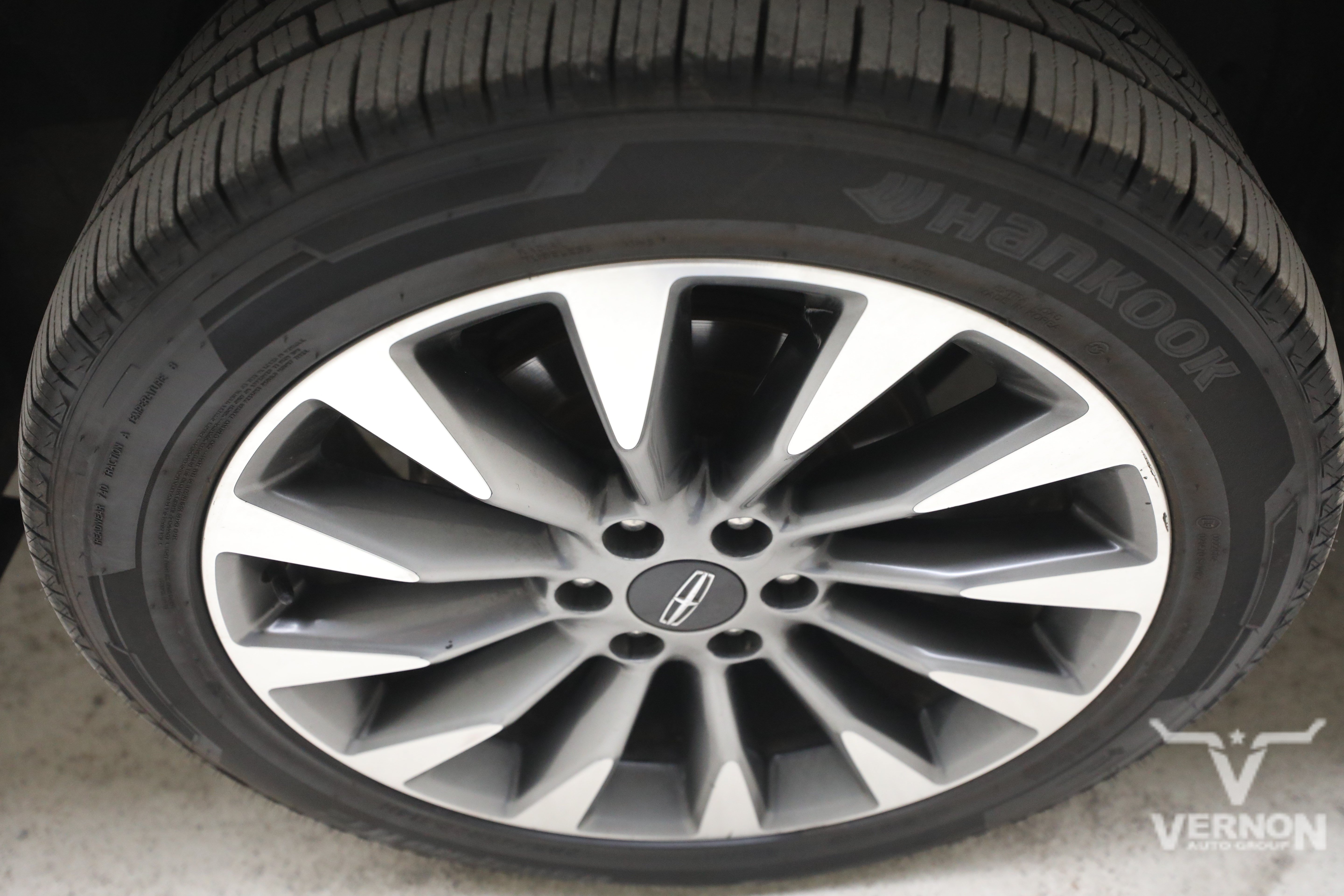 Used 2019 Lincoln Navigator L Select w/ Technology Package RWD image 36