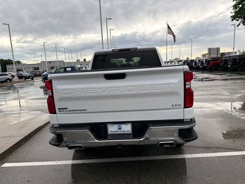 Used 2024 Chevrolet Silverado 1500 LTZ AWD/4WD image 4
