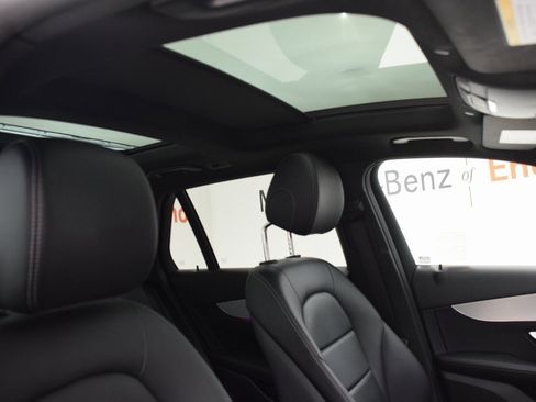 Used 2022 Mercedes-Benz GLC 300 image 17