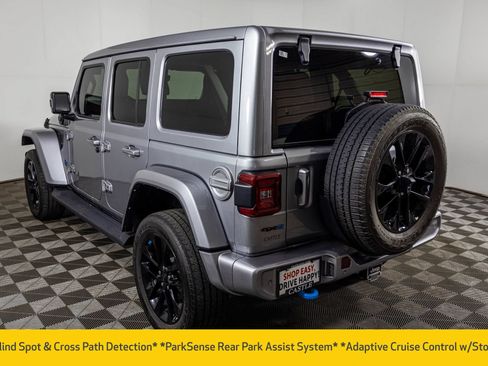 Used 2021 Jeep Wrangler Unlimited Sahara AWD/4WD image 22