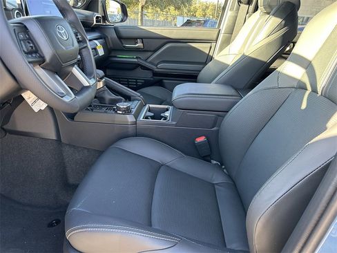 New 2025 Toyota 4Runner Limited image 11