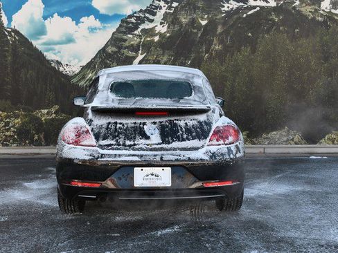 Used 2018 Volkswagen Beetle S image 10