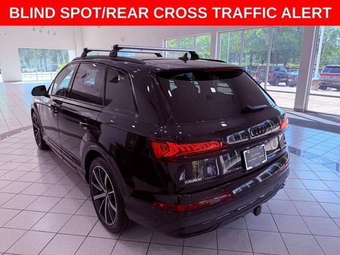 Used 2023 Audi Q7 3.0T Prestige AWD/4WD image 5