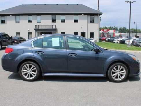 Used 2014 Subaru Legacy 2.5i Premium AWD/4WD image 6
