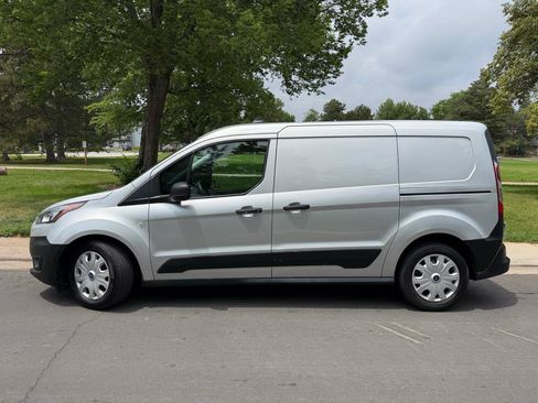Used 2022 Ford Transit Connect XL FWD image 2