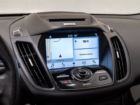 Used 2017 Ford Escape Titanium FWD image 18