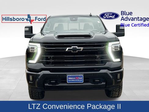 Used 2024 Chevrolet Silverado 3500 LTZ w/ LTZ Plus Package image 3