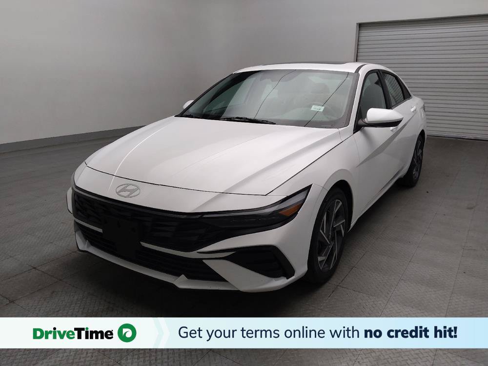 Used 2025 Hyundai Elantra SEL FWD image 1