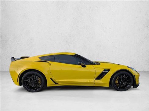 Used 2016 Chevrolet Corvette Z06 w/ 2LZ Preferred Equipment Group image 4