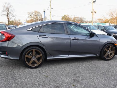 Used 2019 Honda Civic LX image 7