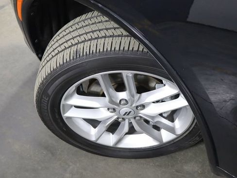 Used 2025 Dodge Durango GT AWD/4WD image 50