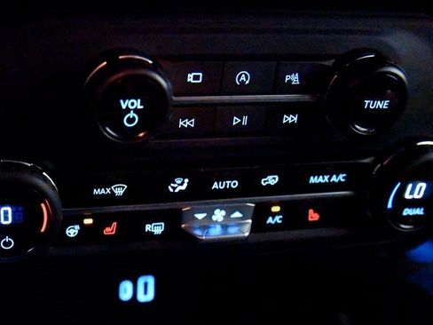 Used 2023 Ford Bronco Outer Banks image 20