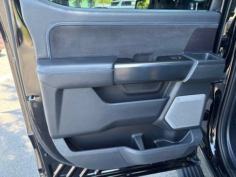Used 2025 Ford F150 4x4 SuperCrew Platinum w/ Equipment Group 702A High image 49