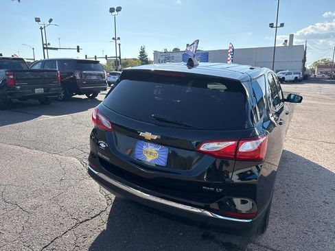 Used 2018 Chevrolet Equinox LT image 11