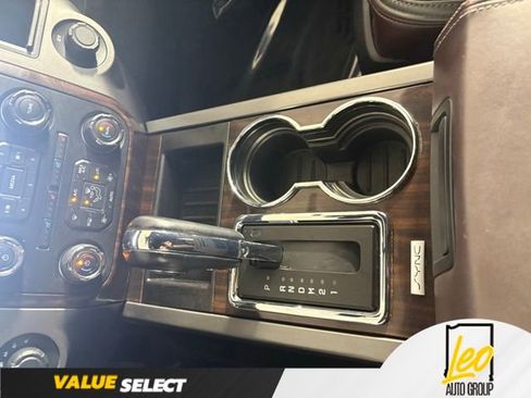Used 2017 Ford Expedition EL Platinum AWD/4WD image 16