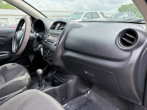 Used 2016 Nissan Versa S Plus image 19