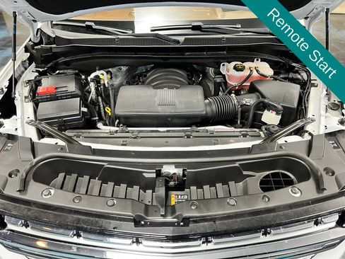 Used 2024 Chevrolet Suburban High Country AWD/4WD image 10