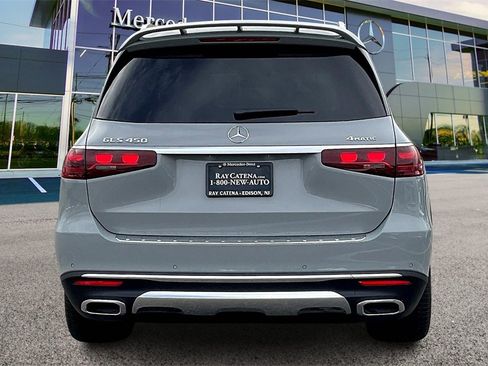New 2026 Mercedes-Benz GLS 450 4MATIC image 4