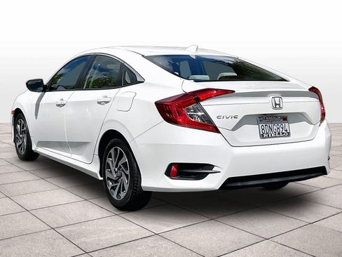 Used 2018 Honda Civic EX image 14