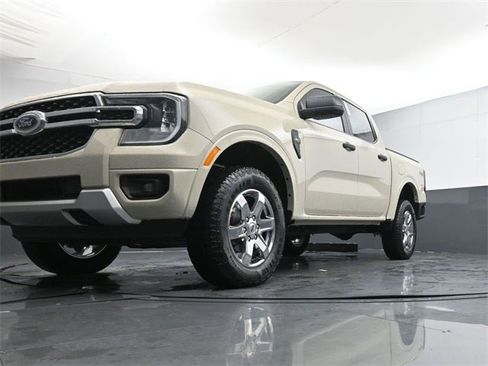 New 2025 Ford Ranger XLT w/ Chrome Accent Package image 26