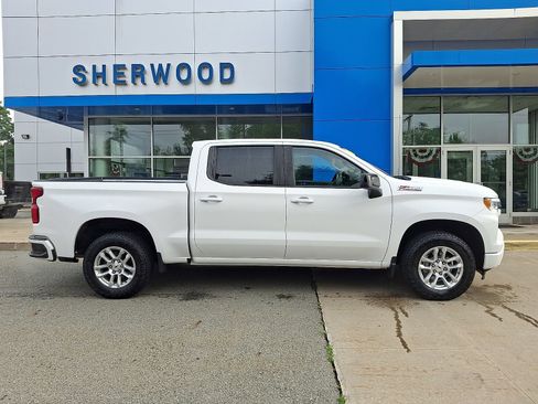 Used 2022 Chevrolet Silverado 1500 RST w/ Z71 Off-Road Package AWD/4WD image 7