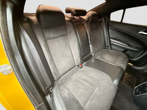 Used 2018 Dodge Charger R/T Scat Pack image 26