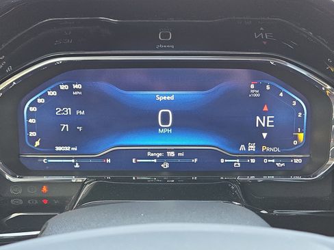 Used 2023 Chevrolet Silverado 1500 LT image 26