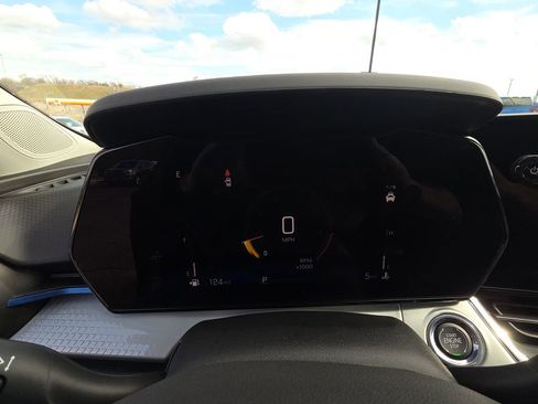 New 2026 Chevrolet Trax LT w/ Driver Confidence Package image 16