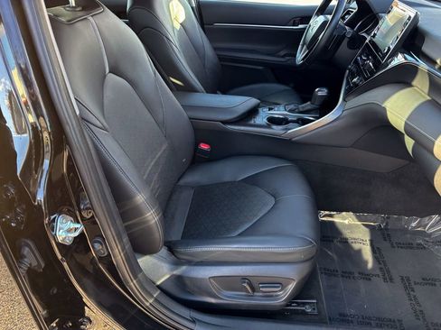 Used 2024 Toyota Camry XSE image 33