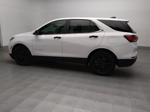 Used 2023 Chevrolet Equinox LT image 3