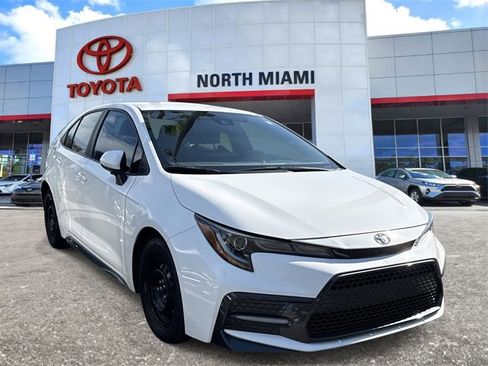Used 2022 Toyota Corolla SE image 1