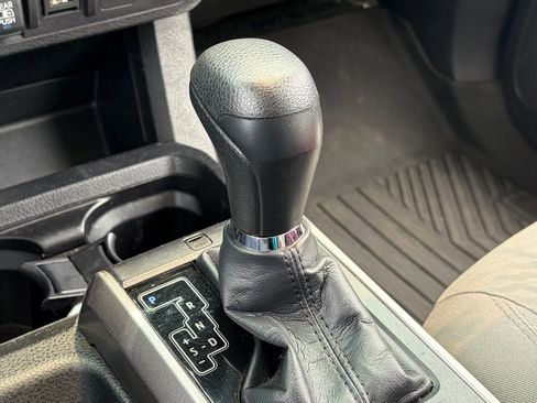 Used 2023 Toyota Tacoma SR5 RWD image 8