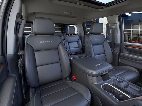 New 2026 GMC Sierra 2500 Denali w/ Technology Package AWD/4WD image 16