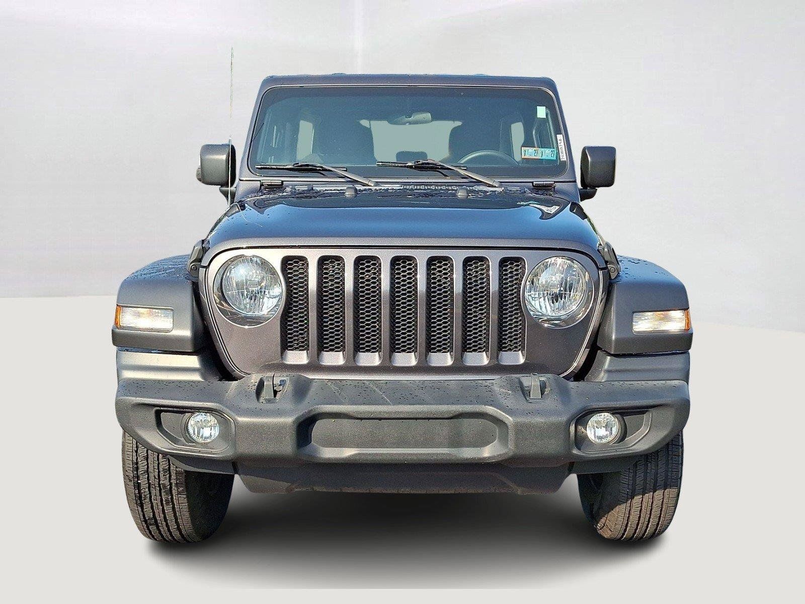 Used 2022 Jeep Wrangler Unlimited Sport AWD/4WD image 2