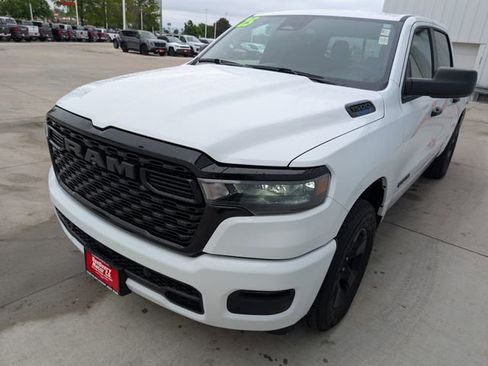 Used 2025 RAM 1500 Tradesman w/ Night Edition AWD/4WD image 41