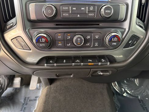 Used 2017 Chevrolet Silverado 1500 LTZ Z71 w/ LTZ Plus Package AWD/4WD image 34