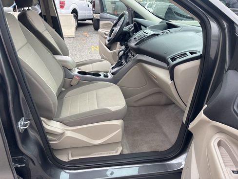 Used 2014 Ford Escape SE image 24